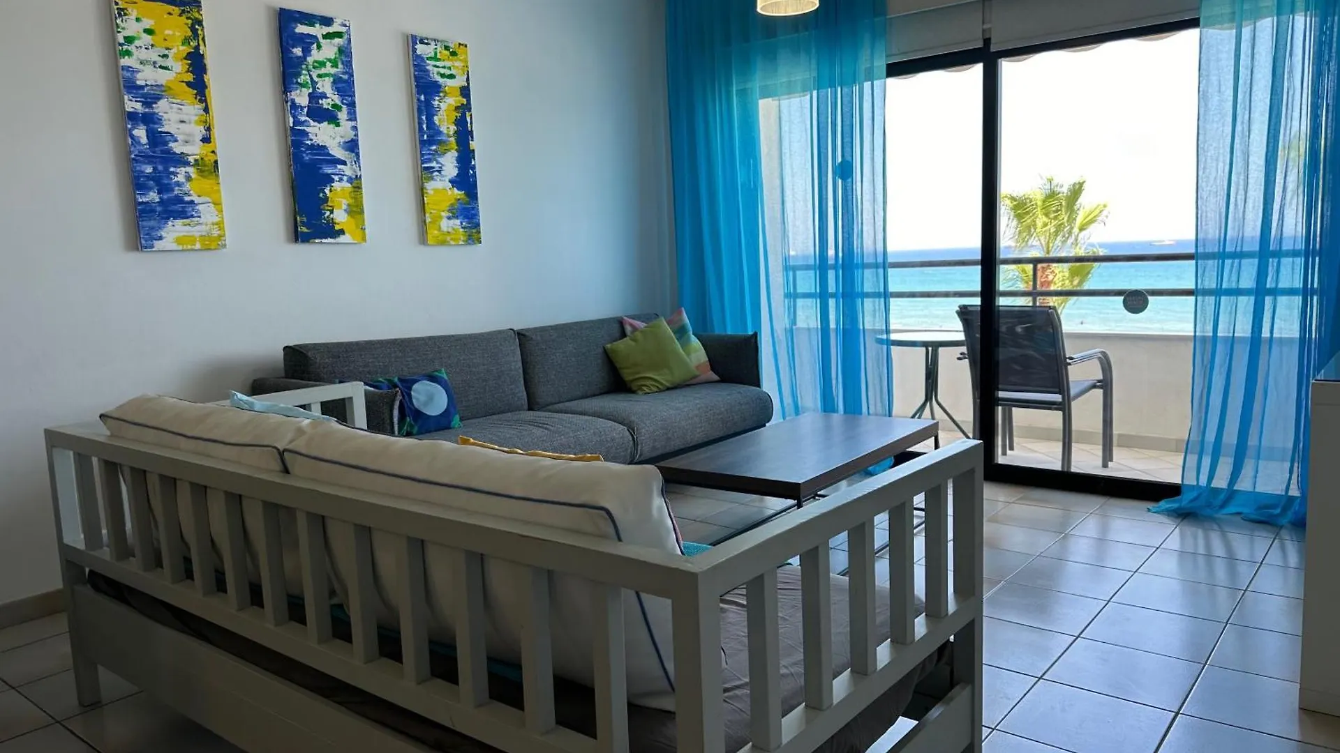 Apartment Krasas Beach Larnaca Cyprus