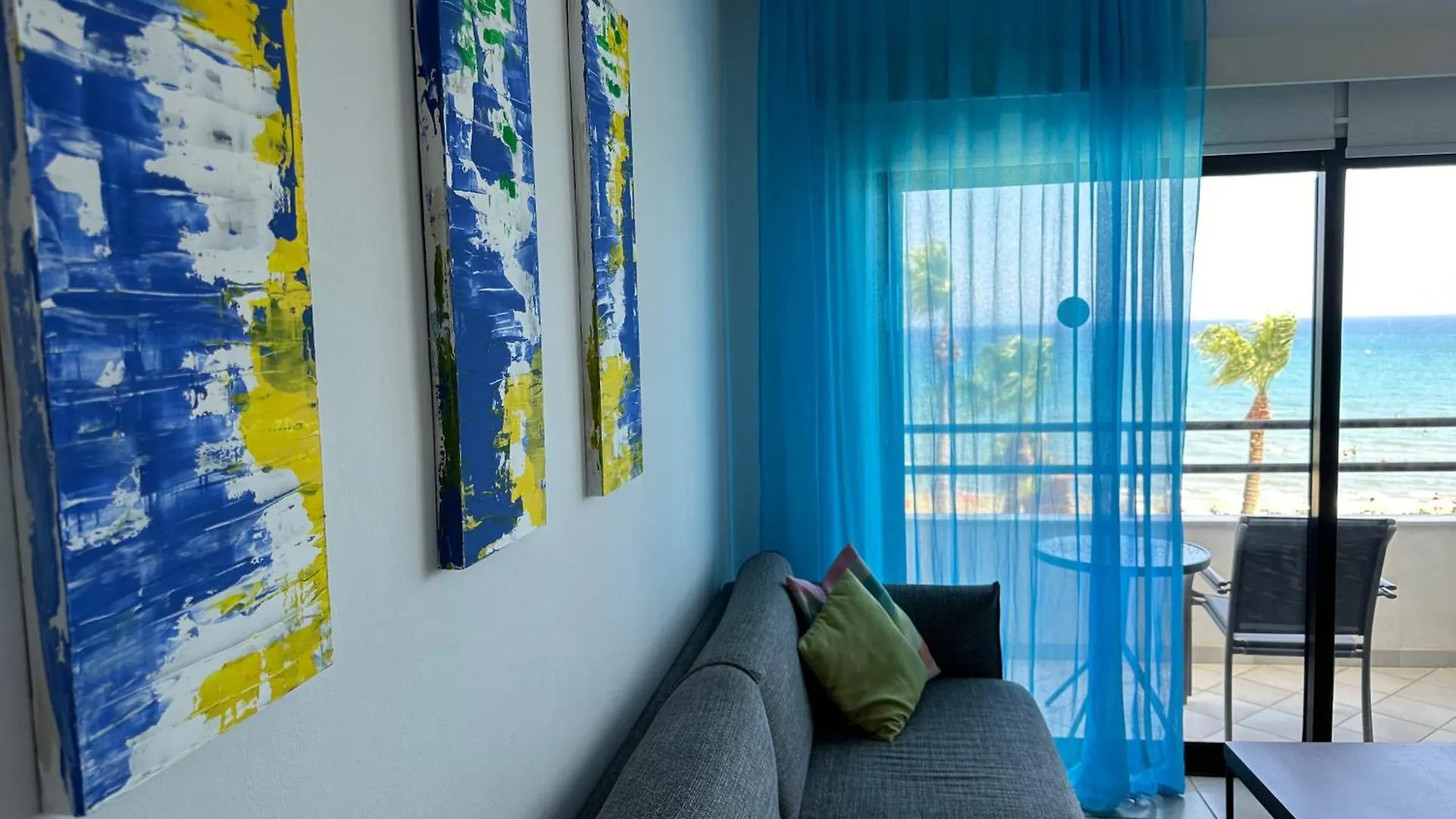 Apartment Krasas Beach Larnaca